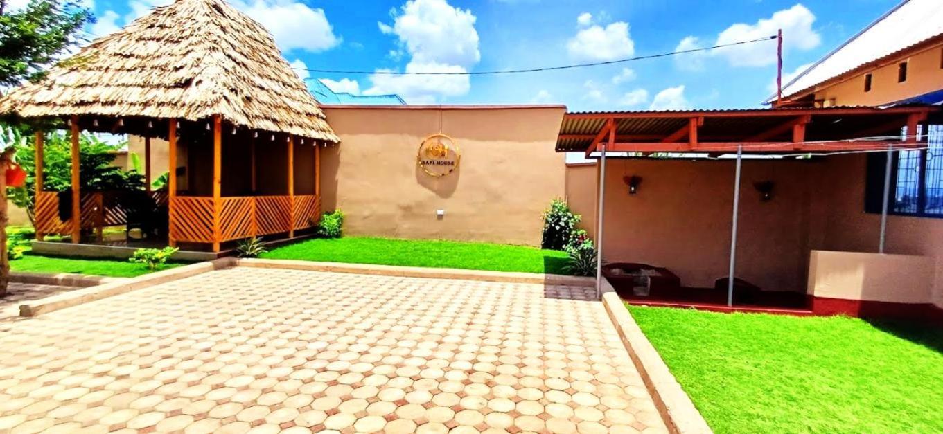Safi House Boma la Ngombe Exterior foto